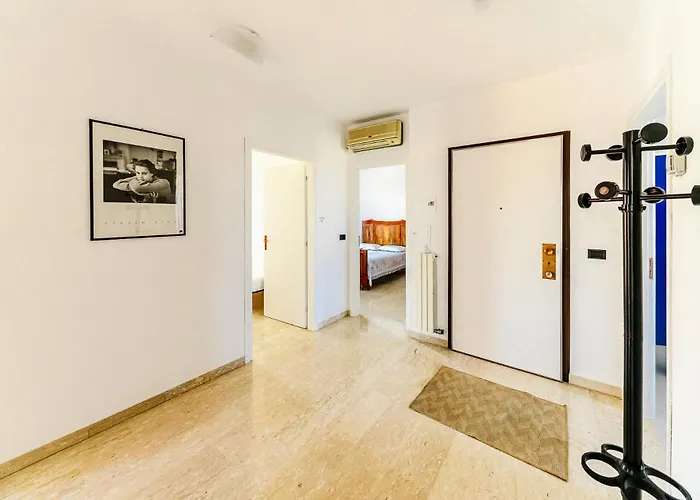 Sea View 14 Apartment